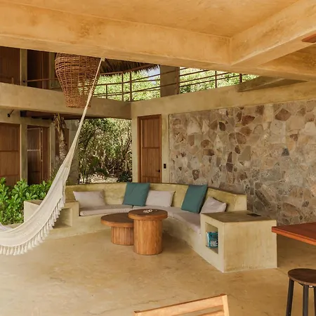 Utopiamar Beach House & Suites Santa María Tonameca Exterior photo