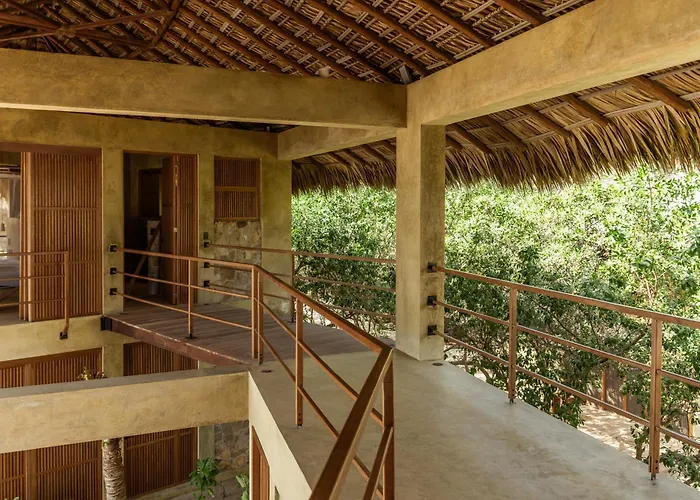 Utopiamar Beach House & Suites